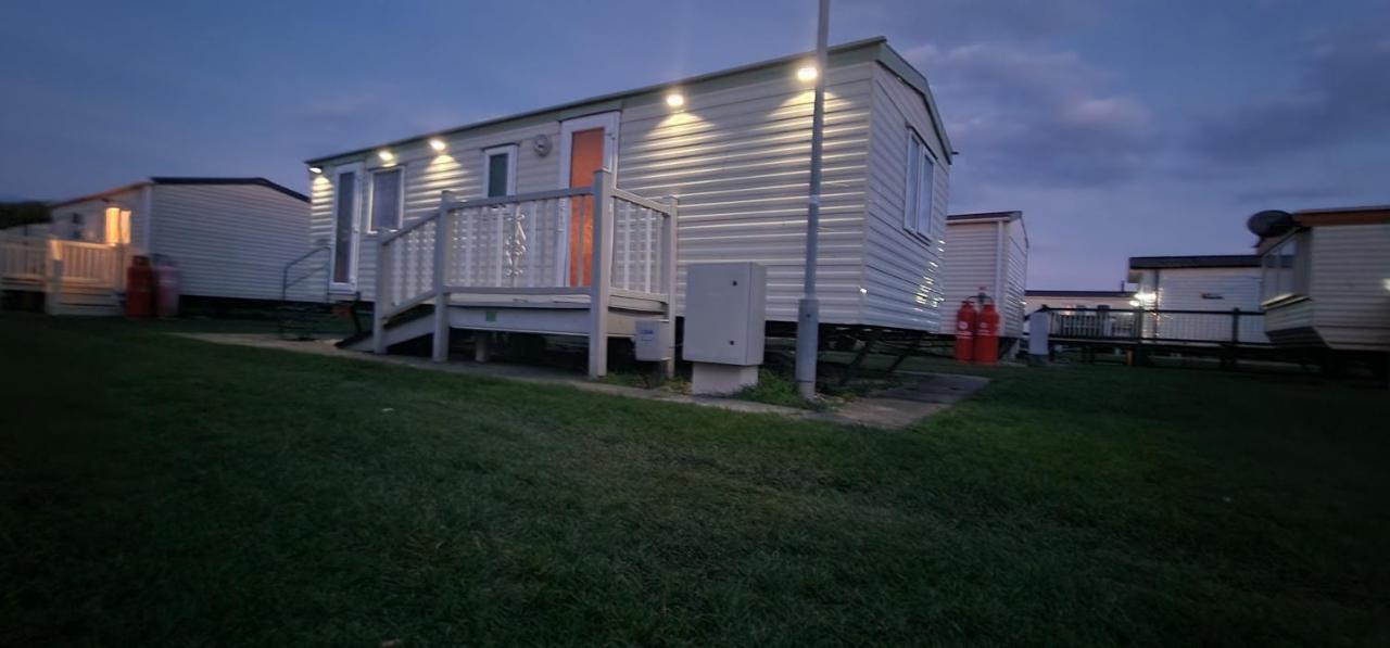 Staycation Coastfields Holiday Park Jg84 إنغولدميلز المظهر الخارجي الصورة